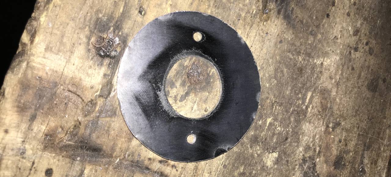Pipe and flat piece cut
