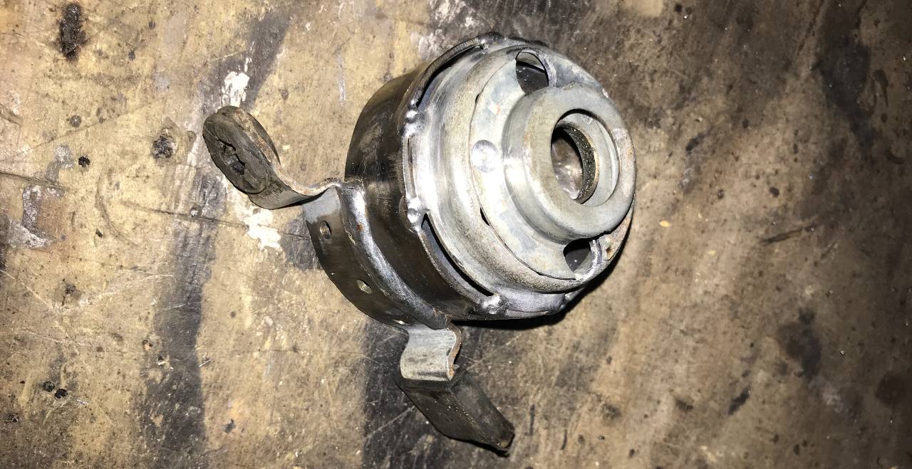 Blower motor mount